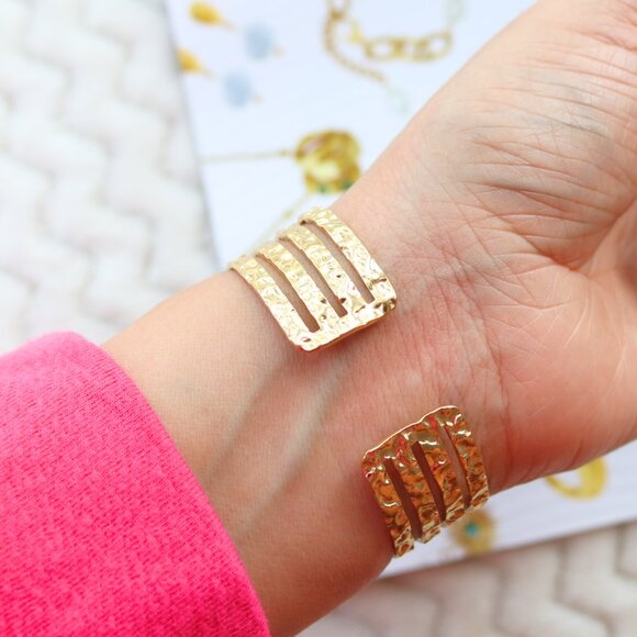 Cuff Bracelet - Picture 3 of 4